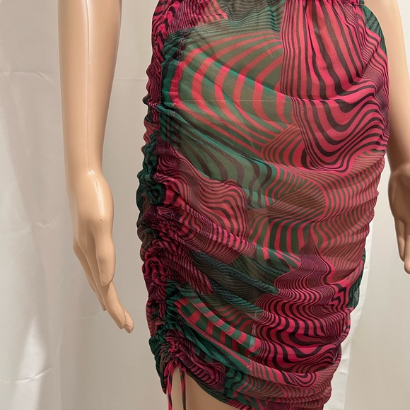 Sheer Mesh Adjustable Skirt - Picture 3 of 3